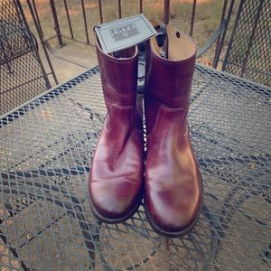 Frye Boots NWT